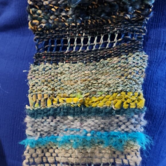 Scarf, hand weaved, soft in multi colors, made with wool, cotton, silk, velvet. - Picture 4 of 4